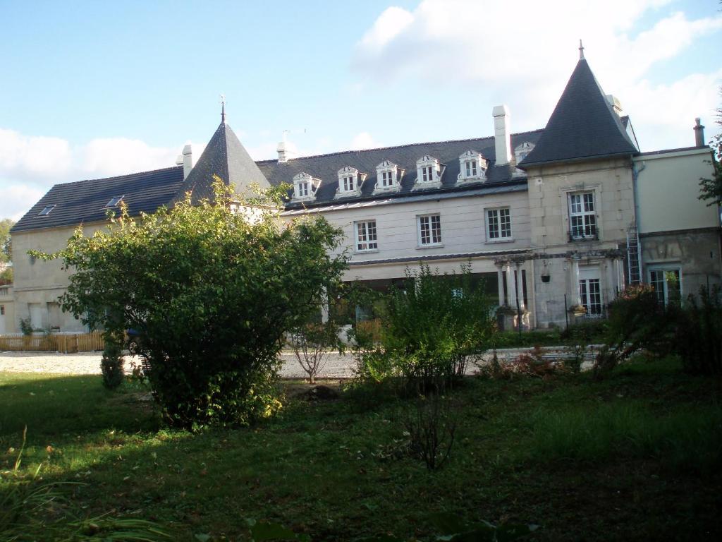 Top' Appart Hotel Pont-Sainte-Maxence Esterno foto