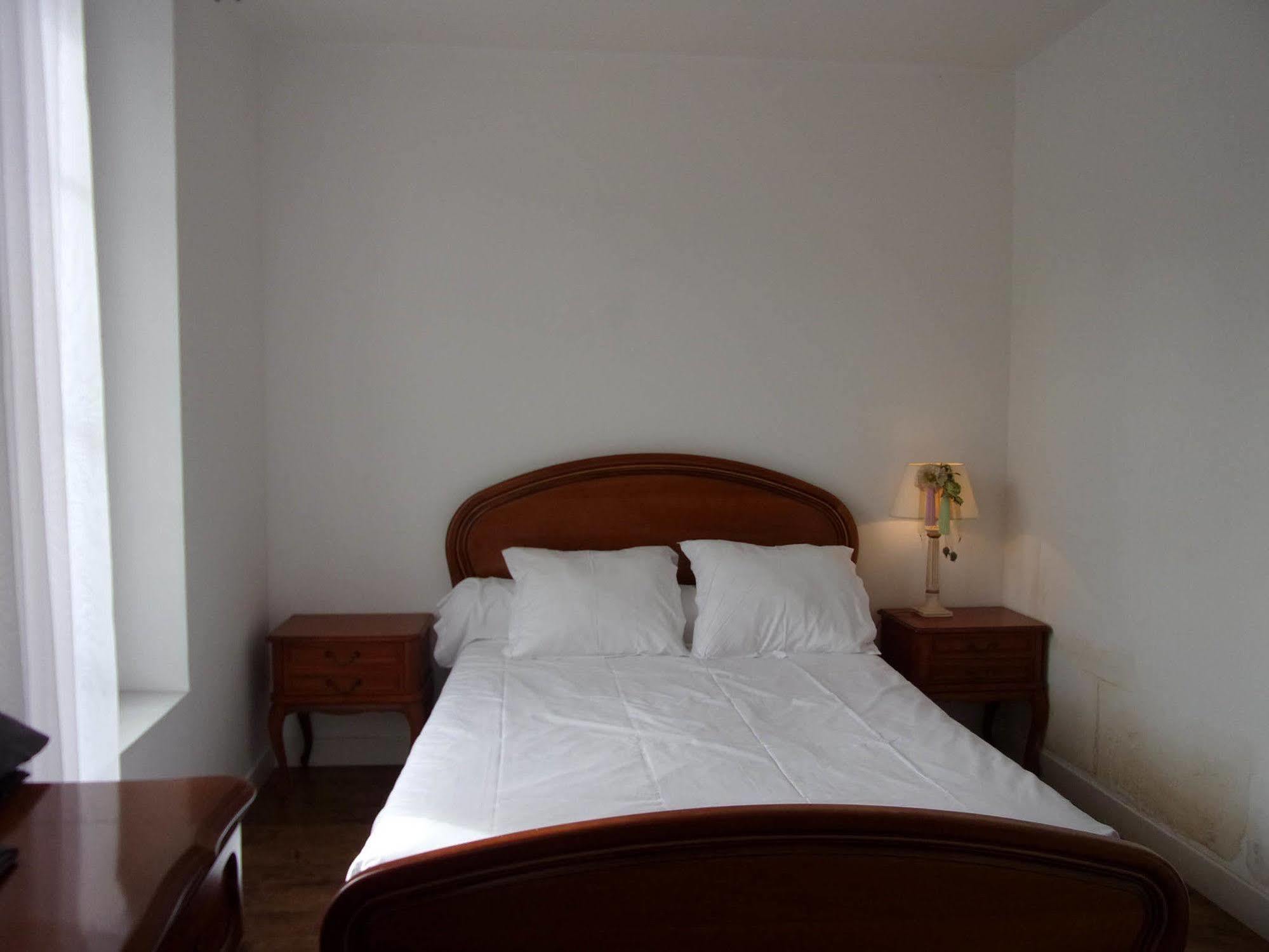 Top' Appart Hotel Pont-Sainte-Maxence Esterno foto