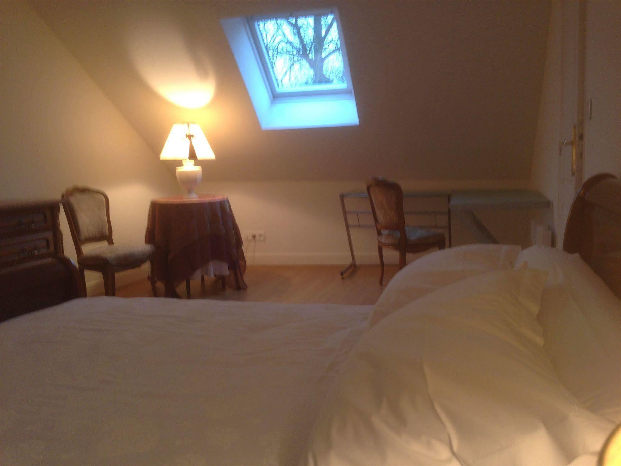 Top' Appart Hotel Pont-Sainte-Maxence Esterno foto
